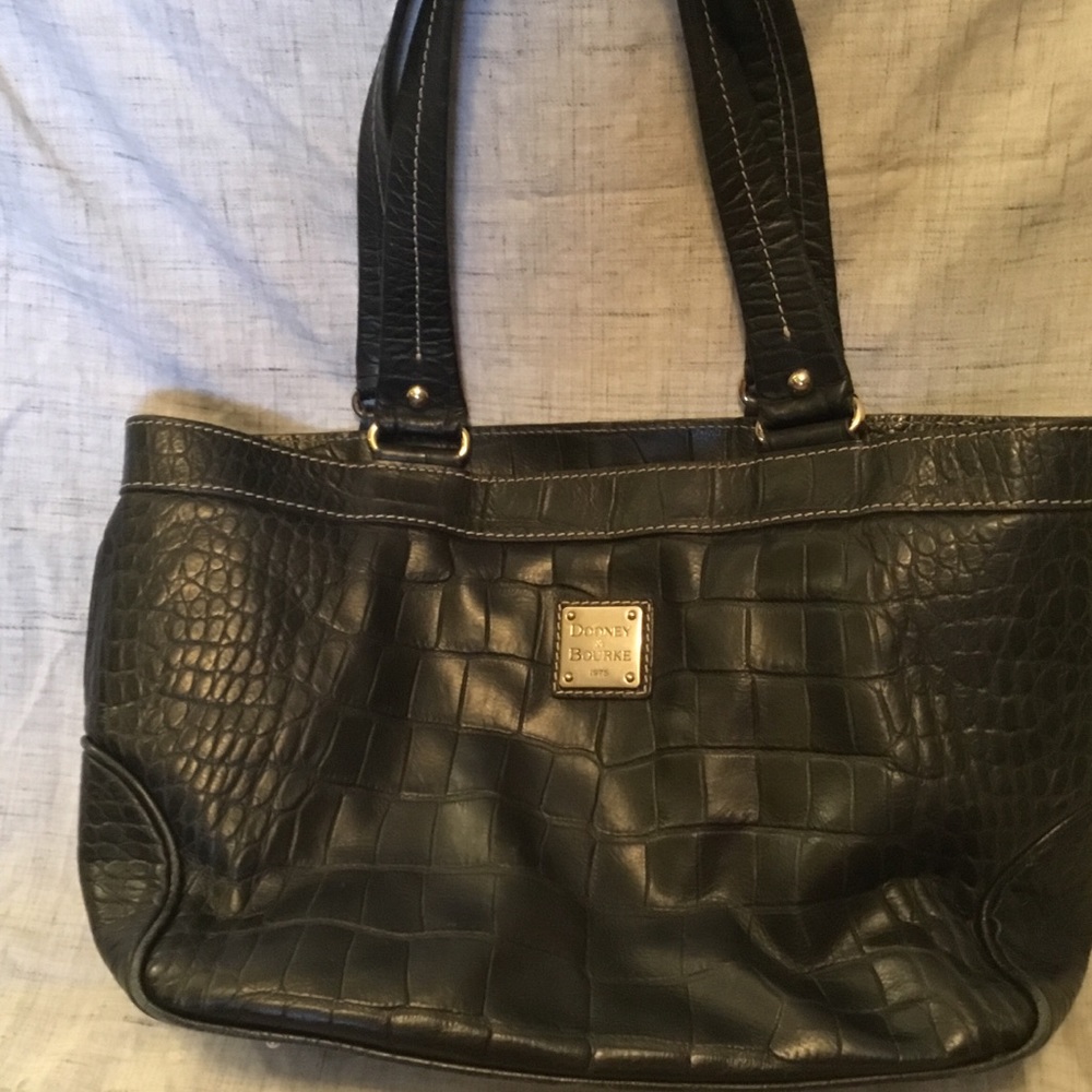 DOONEY & BOURKE Black croc large handbag/Tote